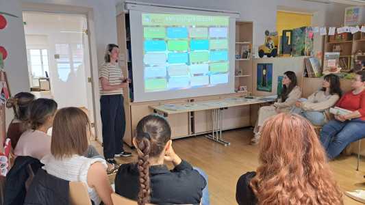 Vortragende vor Studierenden